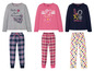 Drie sets pyjama's met verschillende prints: 'Love Live Dream', 'Pj Party' en 'Love what you do'.