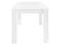 Witte eettafel met een modern design.