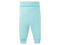 Lichtblauwe babybroek met elastische tailleband.