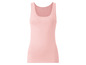 Een roze tanktop zonder mouwen.