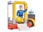 Een speelset van Fireman Sam met een figuur, voertuig en accessoires.