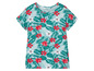 T-shirt met tropische print, groene bladeren en rode bloemen.