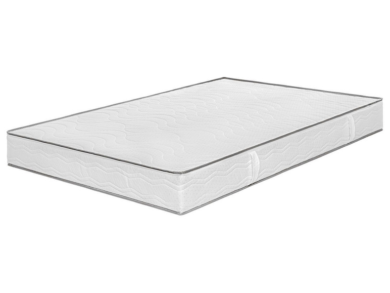 Een wit matras met een gestikte rand