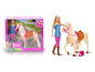 Barbie pop met een paard, zadel, hoofdstel en helm