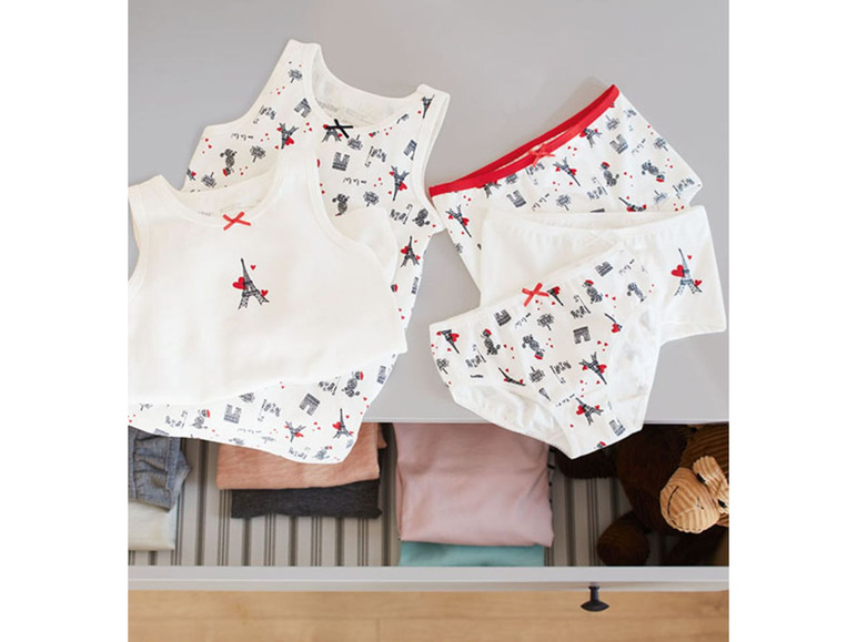 Witte tanktops en onderbroeken met Parijs-thema.