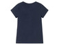 Een donkerblauw T-shirt met korte mouwen.