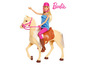 Barbie pop met paard, geschikt voor paardrijden.