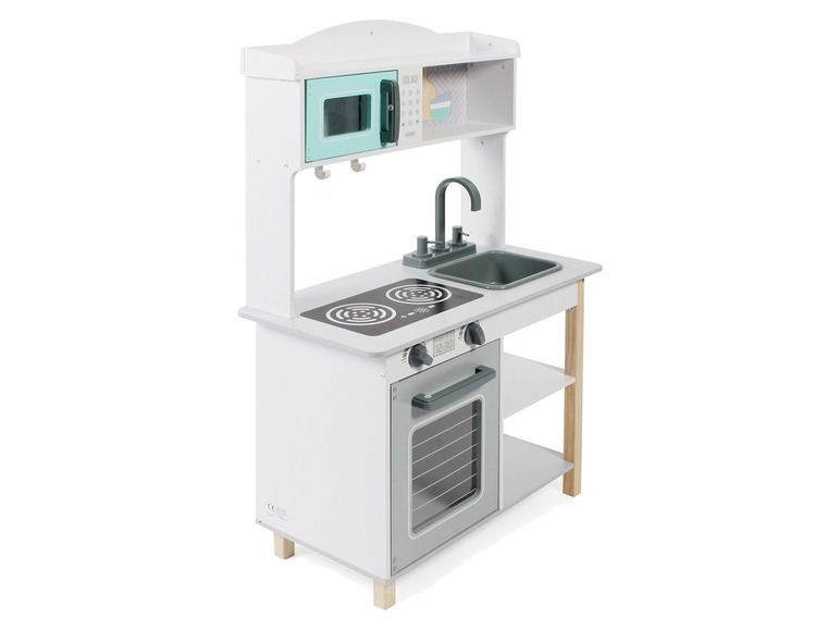 Een wit houten speelkeukentje met een oven, kookplaat, gootsteen en magnetron.