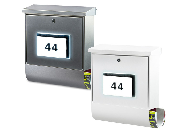 Twee moderne brievenbussen met geïntegreerde verlichting