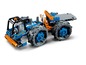 LEGO Technic bulldozer met grote wielen.