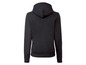 Een zwarte hoodie met capuchon.