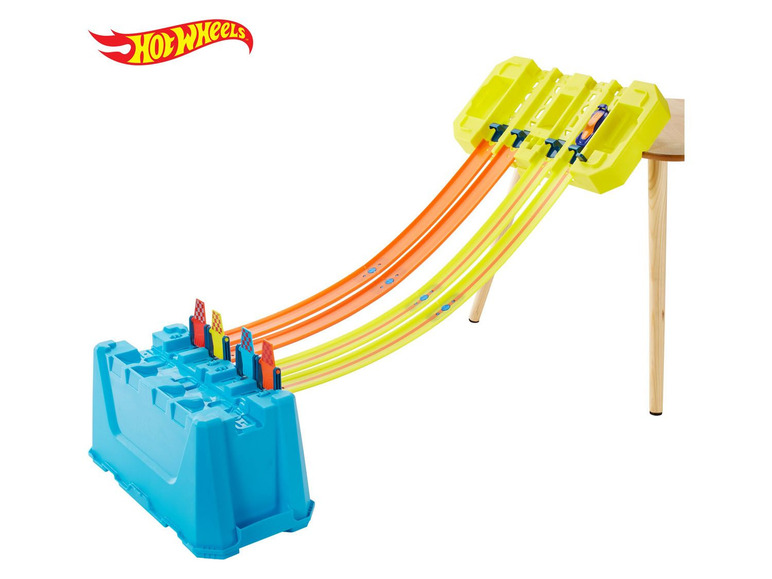 Hot Wheels racebaan met opslagbox en drie banen.