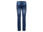 Blauwe jeans met achterzakken.