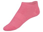 Een roze, lage sok met een mesh-structuur.