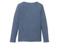 Een donkerblauwe longsleeve met kant aan de hals.