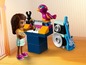 Lego Friends set met een pop, een keyboard, een gitaar en een vogel.