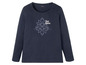 Een donkerblauw longsleeve met een bloemmotief en de tekst 'Nap Queen'.