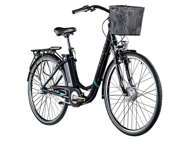 Een zwarte elektrische fiets met mandje en bagagedrager.