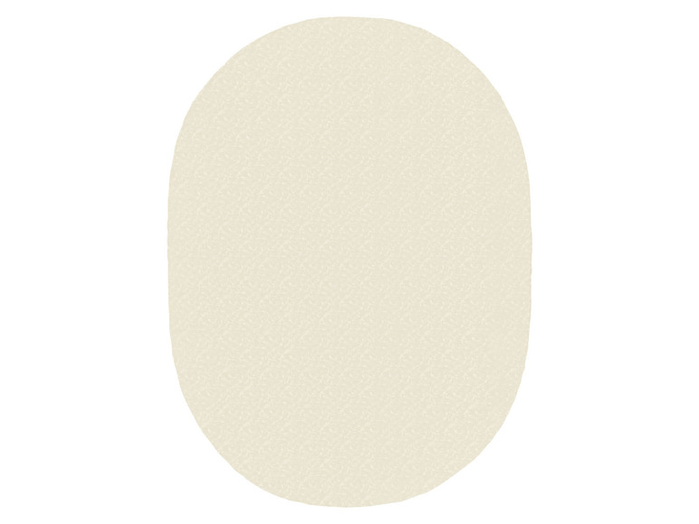 Beige ovale vloerkleed met een textuur.