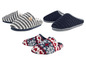 Drie paar pantoffels met gestreepte, gebreide en winterse patronen.