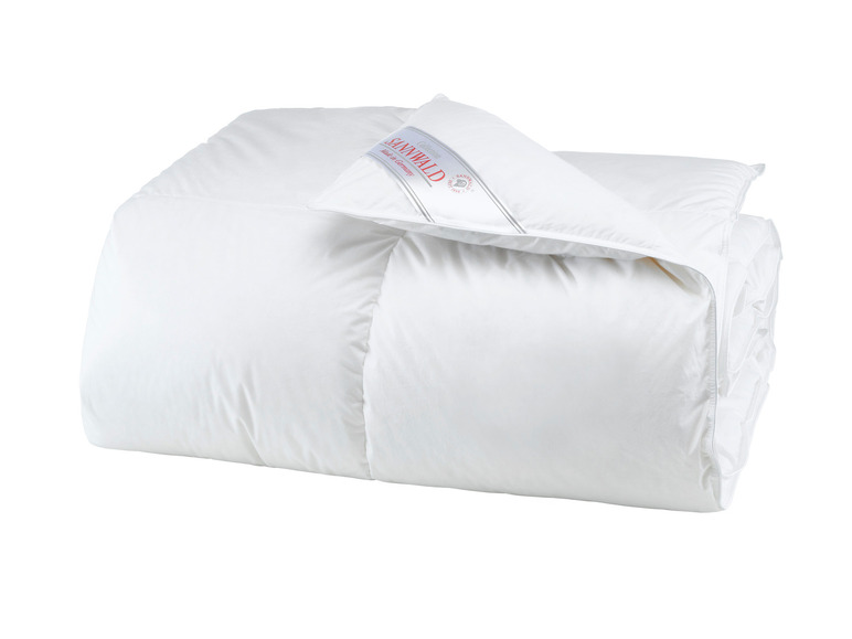 Een wit dekbed van het merk Sanwald.