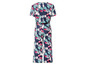Een blauwe jumpsuit met een tropische print