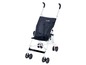 Een witte Safety 1st buggy met zwarte bekleding.