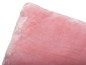 Zachte roze pluche deken.