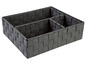 Grijze opbergbox met drie vakken voor het organiseren van spullen.