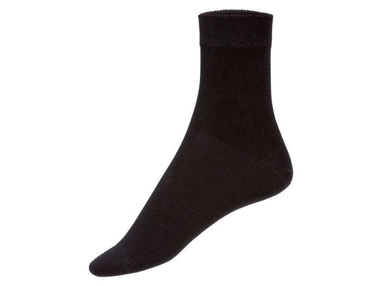 Een paar zwarte sokken