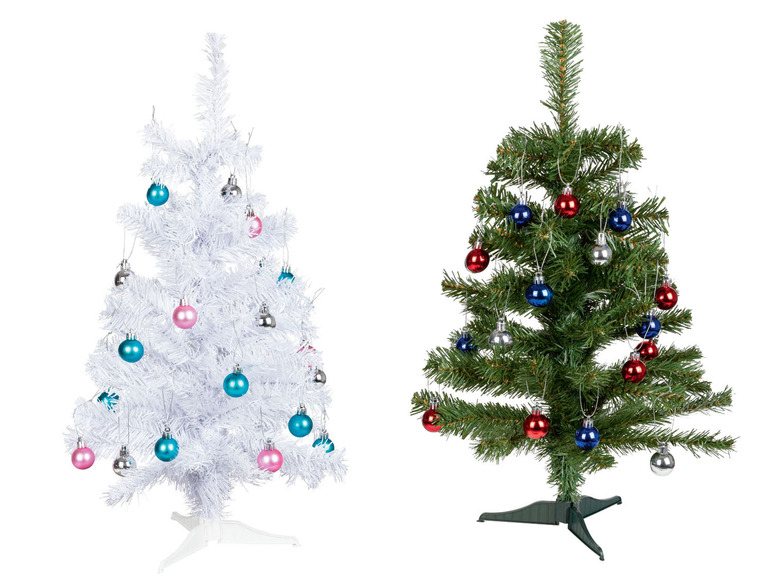 Twee kerstboom met kerstversiering