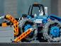 Een blauwe LEGO Technic tractor met grote wielen