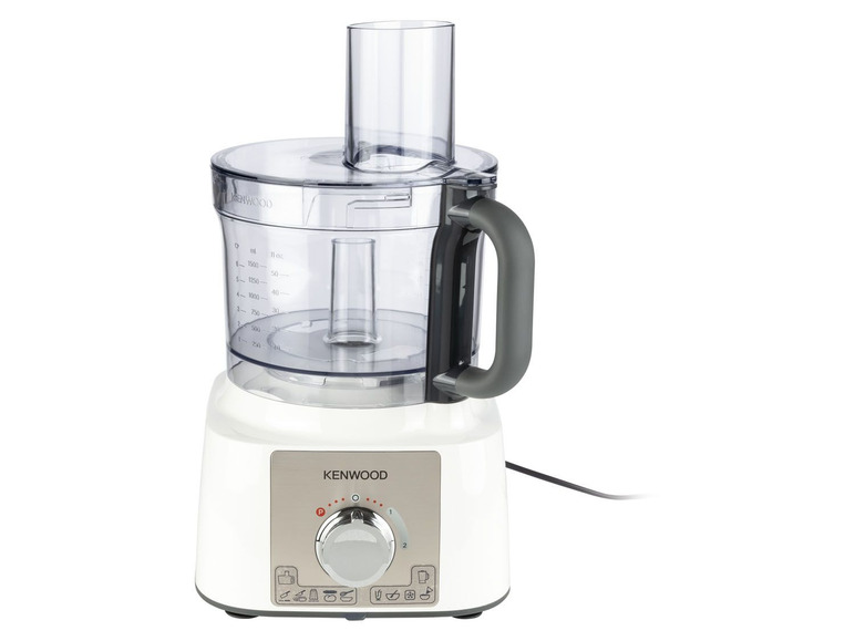 Een witte Kenwood keukenmachine met een glazen kom.