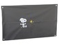 Een grijze Peanuts-vlag met Snoopy en Woodstock