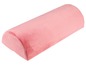 Een roze kussen in de vorm van een halve cilinder.