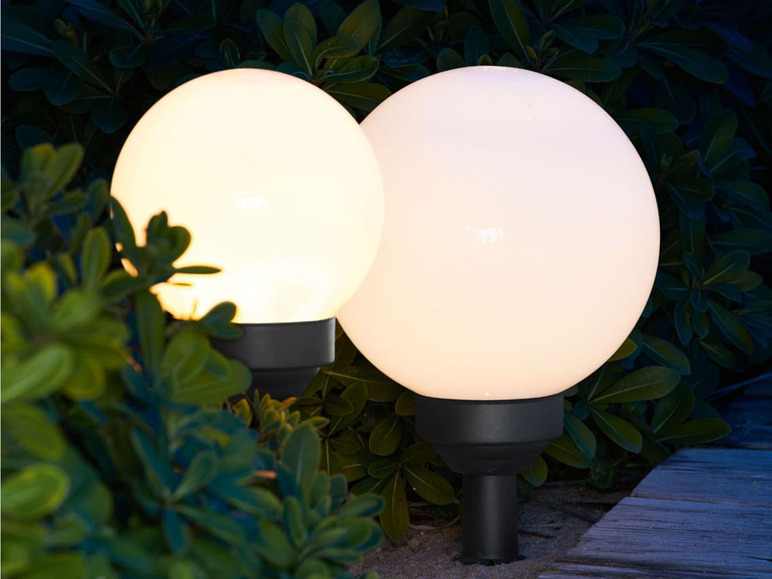 Ga naar volledige schermweergave: LIVARNO LUX Solar LED-tuinlampbol Ø20 cm - afbeelding 4