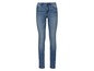 Een paar blauwe skinny jeans.