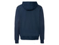 Een donkerblauwe hoodie met capuchon.