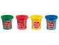Vier potjes Play-Doh klei in de kleuren groen, rood, geel en blauw.