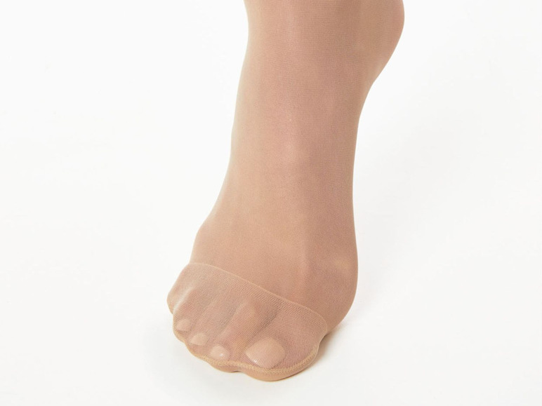 Een close-up van een beige panty.