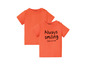 Twee oranje T-shirts voor baby's, een met de tekst 'Always smiling'.