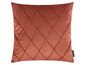 Een terracotta kussen met een ruitpatroon van Magma.