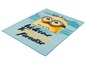 Een blauwe vloerkleed met een Minion van de film 'Despicable Me'.