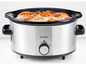 Een SilverCrest slowcooker met gekookte kip.