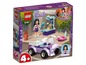 LEGO Friends-set met een auto, een dierenartskliniek en figuurtjes.