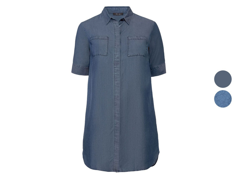 Een blauwe denim jurk met korte mouwen.