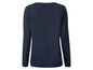 Een donkerblauw longsleeve shirt.