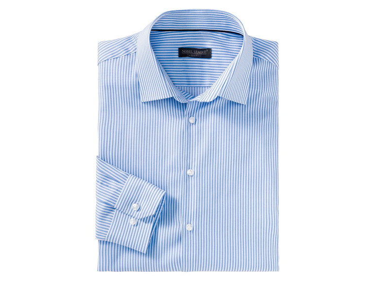 Een gestreept, lichtblauw overhemd van Nobel League.