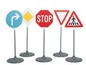 Set plastic verkeersborden: STOP, voetgangersoversteekplaats, rechtsaf, voorrangsweg