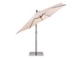 Beige parasol met een stenen voet.